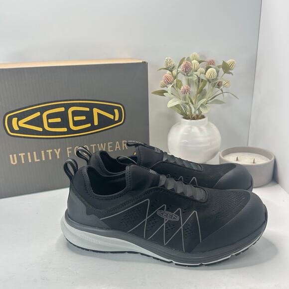 Keen Utility Footwear Vista Energy Shift Carbon Toe Sneaker Black Men's 13D NWB - Picture 1 of 10